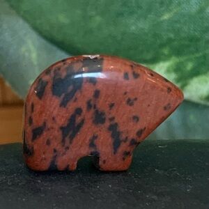 VTG Zuni Style Carved Mahogany Obsidian Bear Fetish Bead Native American Animal